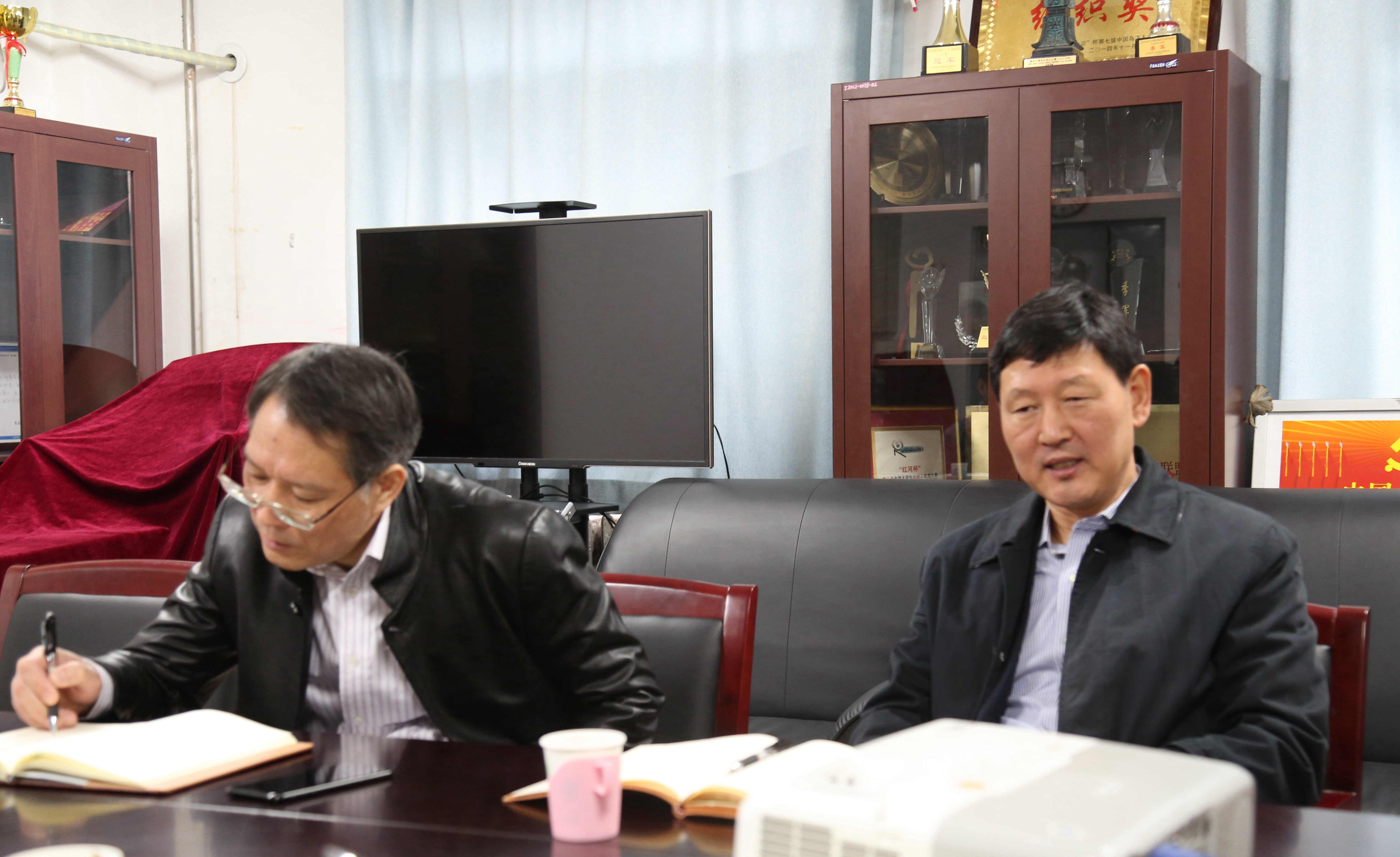 薛庆国副书记、副校长赴国产av
调研工作